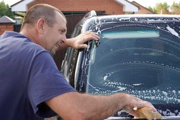 Конденсация из-за температурных перепадов на улице и в салоне